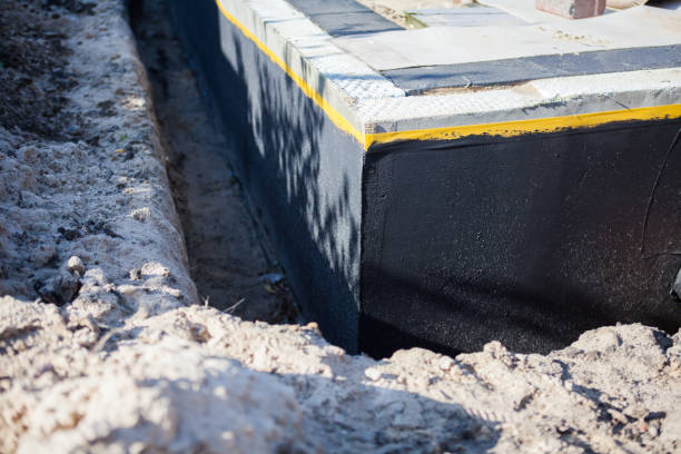 Professional Crawl Space Encapsulation technician working in Glendale Heights, IL